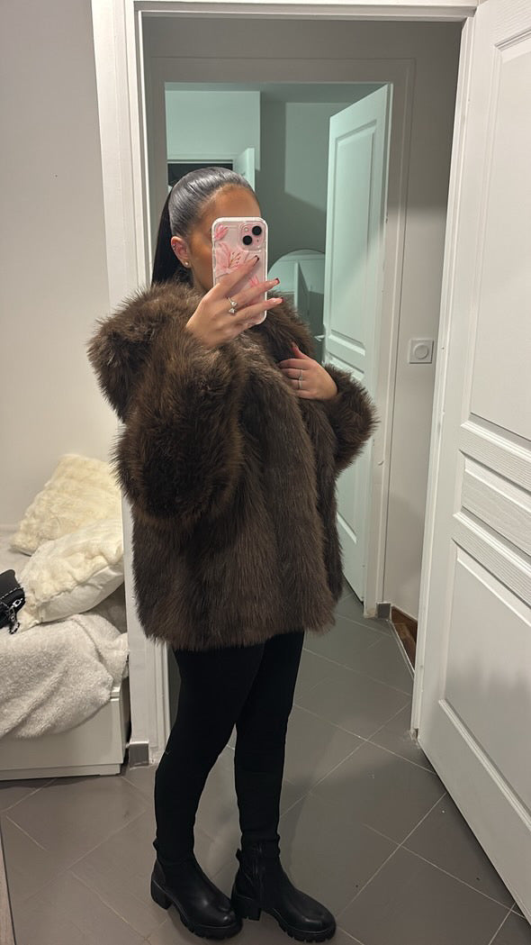 Fourrure à capuche vegan