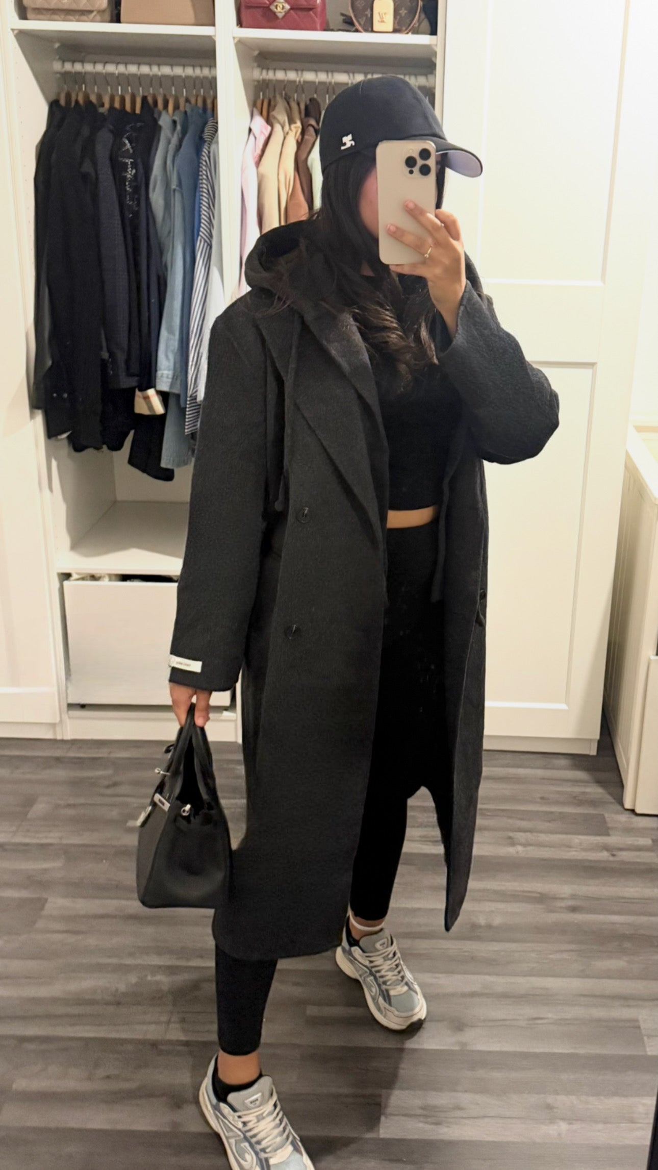 Manteau en laine à capuche